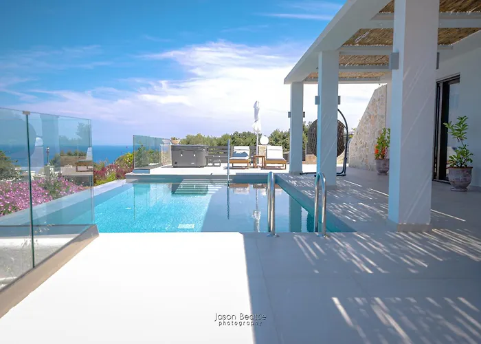 Lilianna Private Luxury Villa *